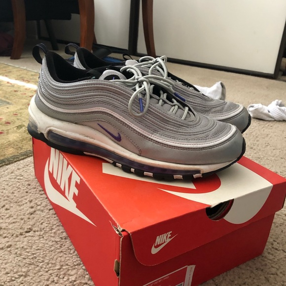 97 airmaxs purple bullet and Puerto Rico’s - Picture 7 of 8